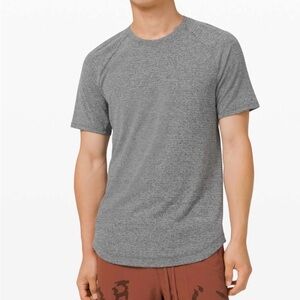 Lululemon Drysense Medium